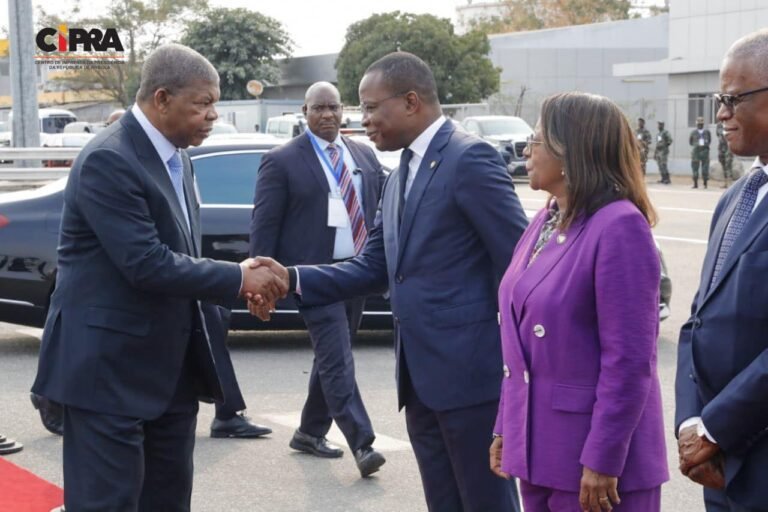 ADAO DE ALMEIDA E JOAO