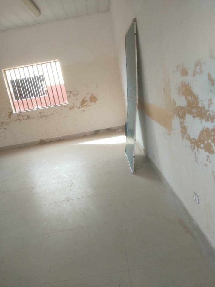 Escola Luand Limp em Zango